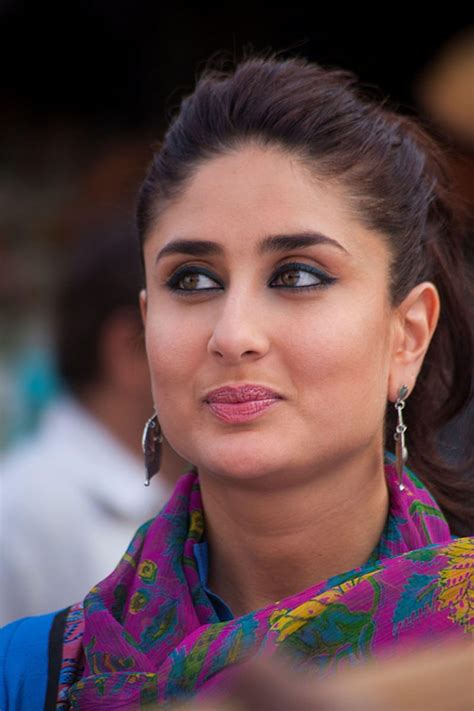 kareena ki sexy photo|Kareena Kapoor Khan Photos, Images, HD Wallpapers, Kareena。